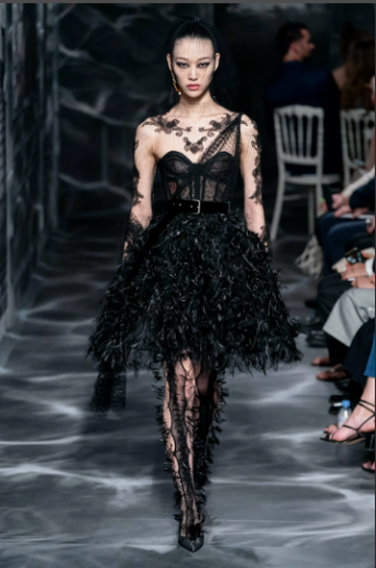 Fashion Show: Christian Dior Couture Fall 2007 John Galliano