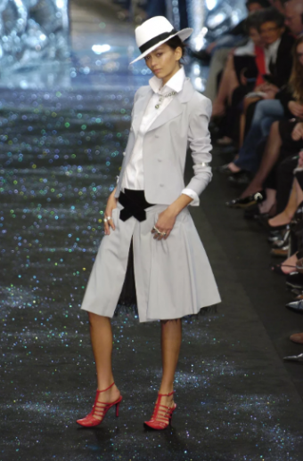 Fashion Show: Chanel Spring /Summer 2013 Karl Lagerfeld