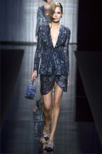 Emporio Armani Spring 2014 Ready-to-Wear Abiti alla moda