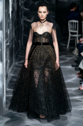 Fashion Show: Christian Dior Couture Fall 2007 John Galliano