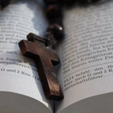 Узнай священную книгу по строкам Узнай священную книгу по строкам