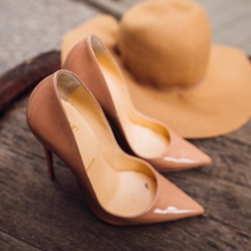 Одна туфля,или один туфель?