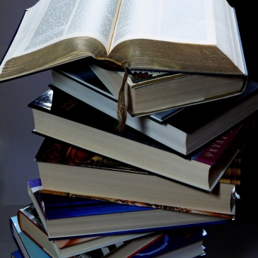 Кто автор этих известных цитат?