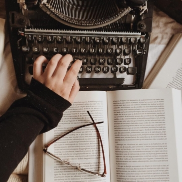 Знаете ли вы настоящие имена писателей?