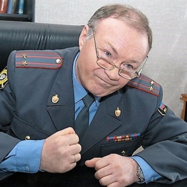 Хорошо ли вам знаком сериал «Улицы разбитых фонарей»? 