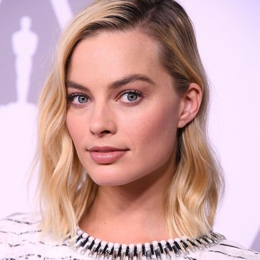 В каких фильмах появляются эти актрисы?