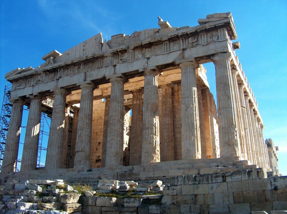 Какой из этих архитектурных ордеров не относится к греческим?