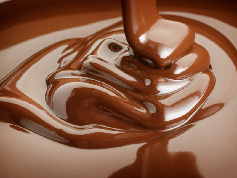 Как растопить шоколад, если нет микроволновки?