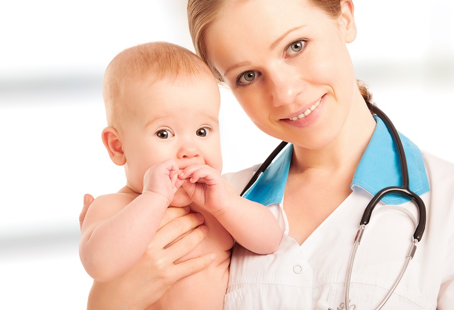 Новорожденным и детям грудного возраста искусственная вентиляция легких проводится следующим образом: