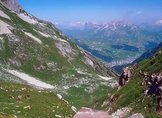 Кем в греческой мифологии была Пирена, имя которой звучит в названии горной системы Пиренеи?