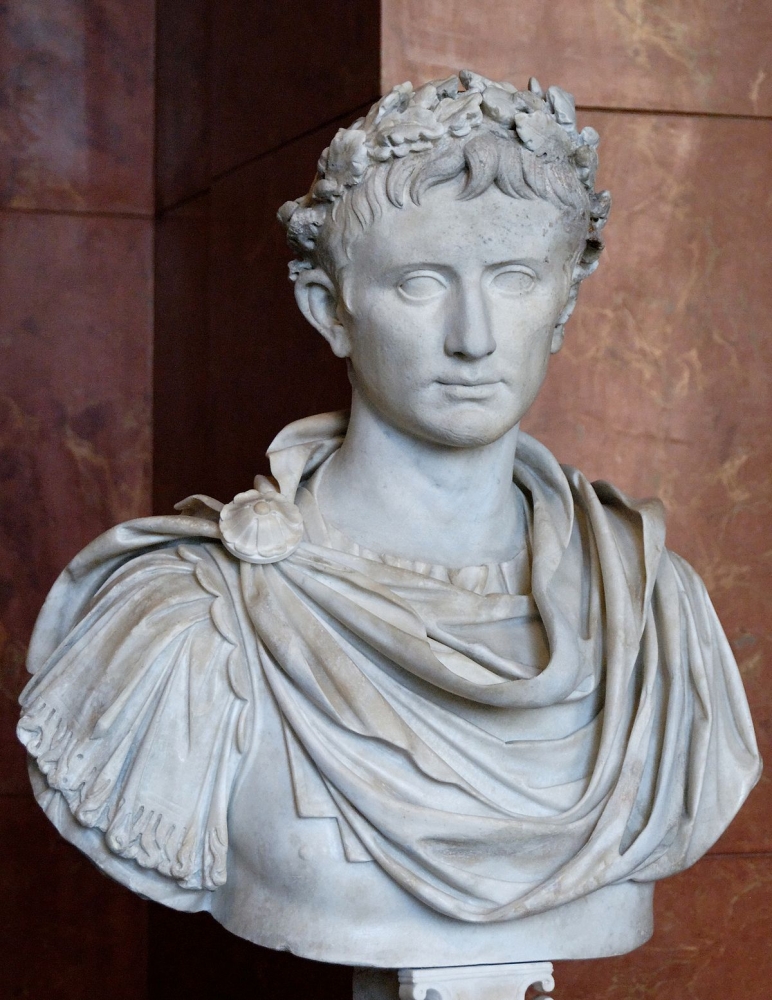 Кто был первым римским императором?