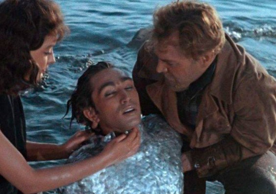 «Во всех ты, Душенька, нарядах хороша» — а этот эпиграф где встречается?