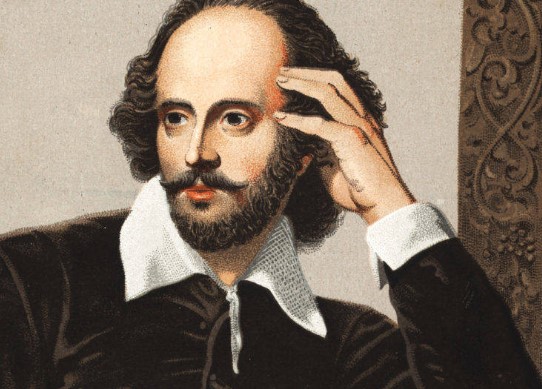 Существует версия, что Уильям Шекспир — всего лишь псевдоним одного человека (или нескольких людей), пожелавшего создавать свои шедевры, оставаясь в тени. Творения великого английского драматурга даже приписывали одному правителю. Какому?