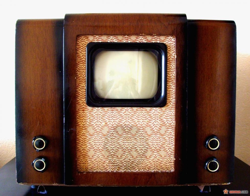 Как расшифровывалось название советского телевизора КВН-49?