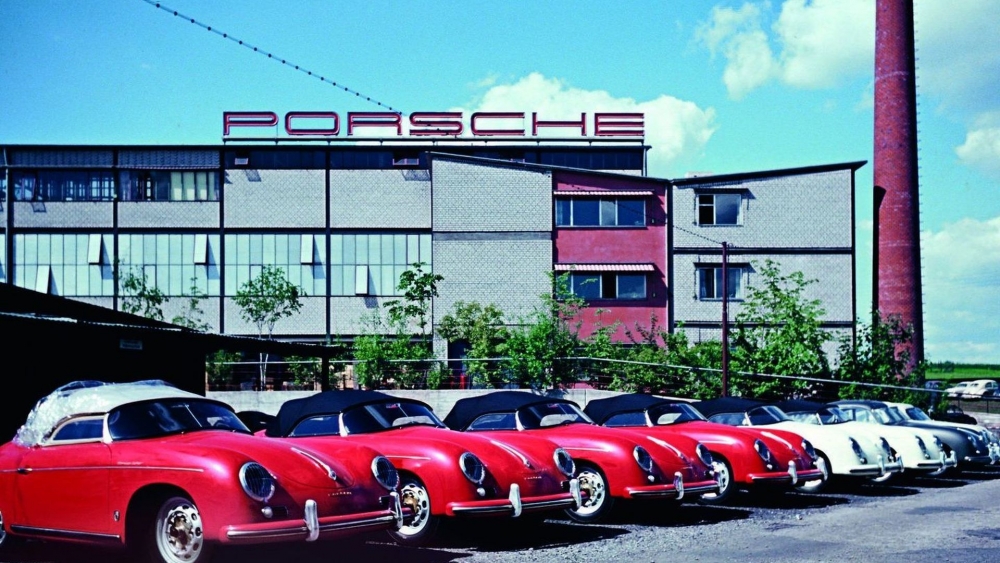 В каких городах расположены заводы Porsche?