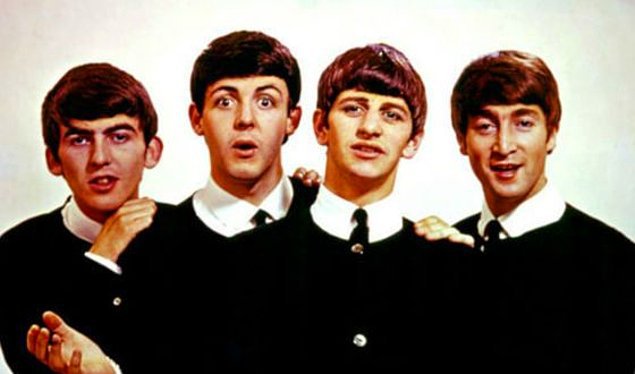 Кто из группы Beatles выступал под псевдонимом?