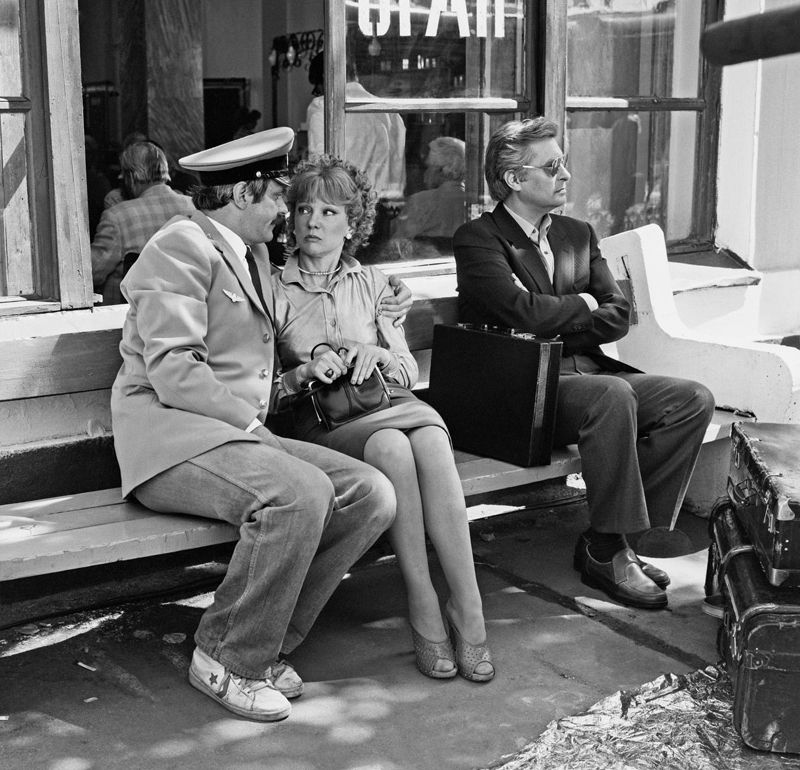 Почему Платон соглашается торговать дынями Андрея по спекулятивной цене?