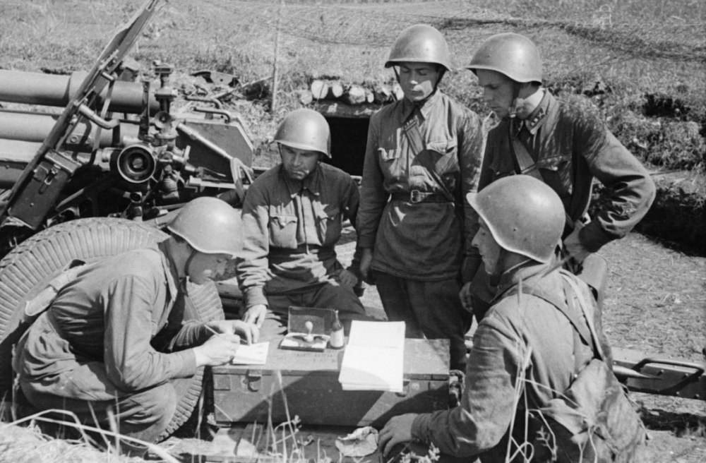 В какой день произошло встречное танковое сражение под Прохоровкой?