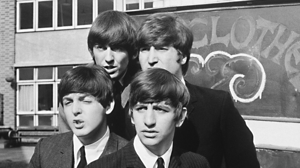 Как называется фильм-мюзикл, основанный на песнях группы The Beatles?