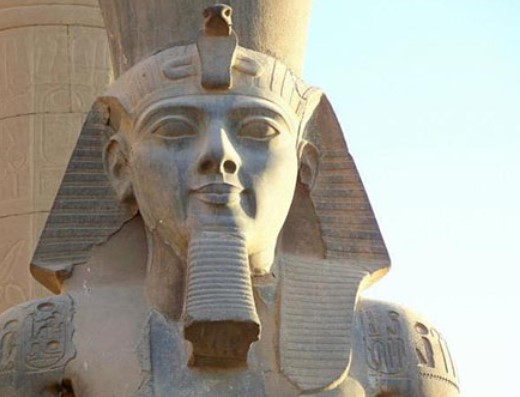 С кем Рамзес II воевал почти полжизни?