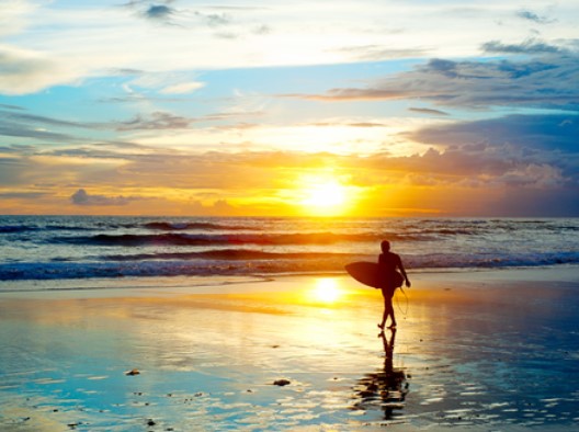 Какой стране принадлежит остров Бали?