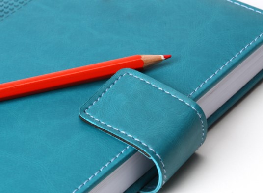 Выберите вариант, в котором указано изъявительное наклонение глагола.