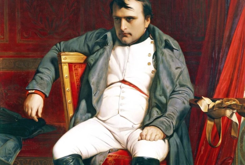 Какое существо было личной эмблемой Наполеона?