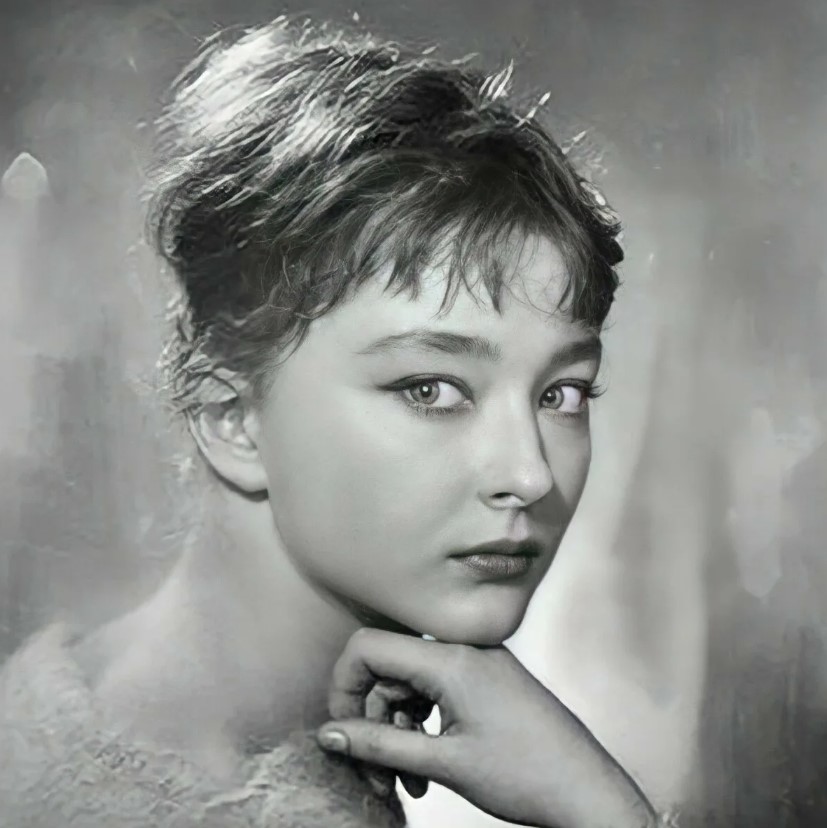 В каком фильме в 1961 году дебютировала советская актриса Анастасия Вертинская?