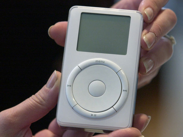 Кодовым названием д﻿ля iPod было Dulcimer.