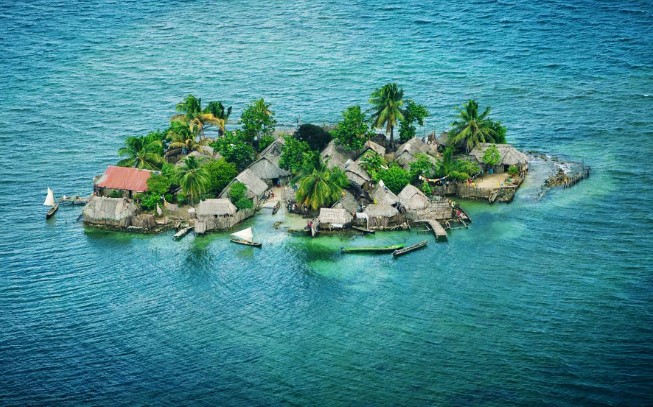 Какой стране принадлежит территория островов Моонзундского архипелага?