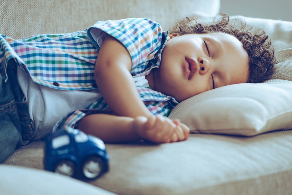 Длительность ночного сна у детей дошкольного возраста, больных эпилепсией, должна составлять не менее: