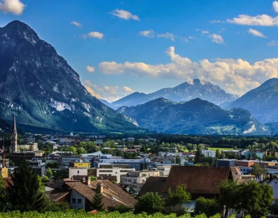 Какой язык является официальным?