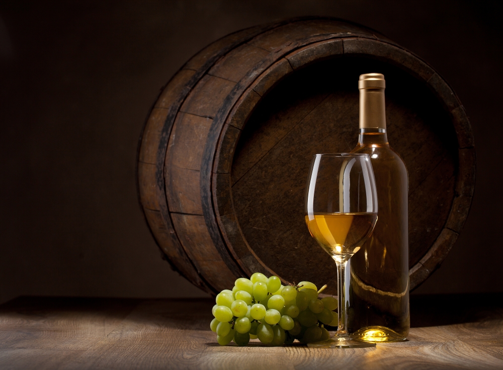 Для какого вина особенно важна температура его подачи для питья?