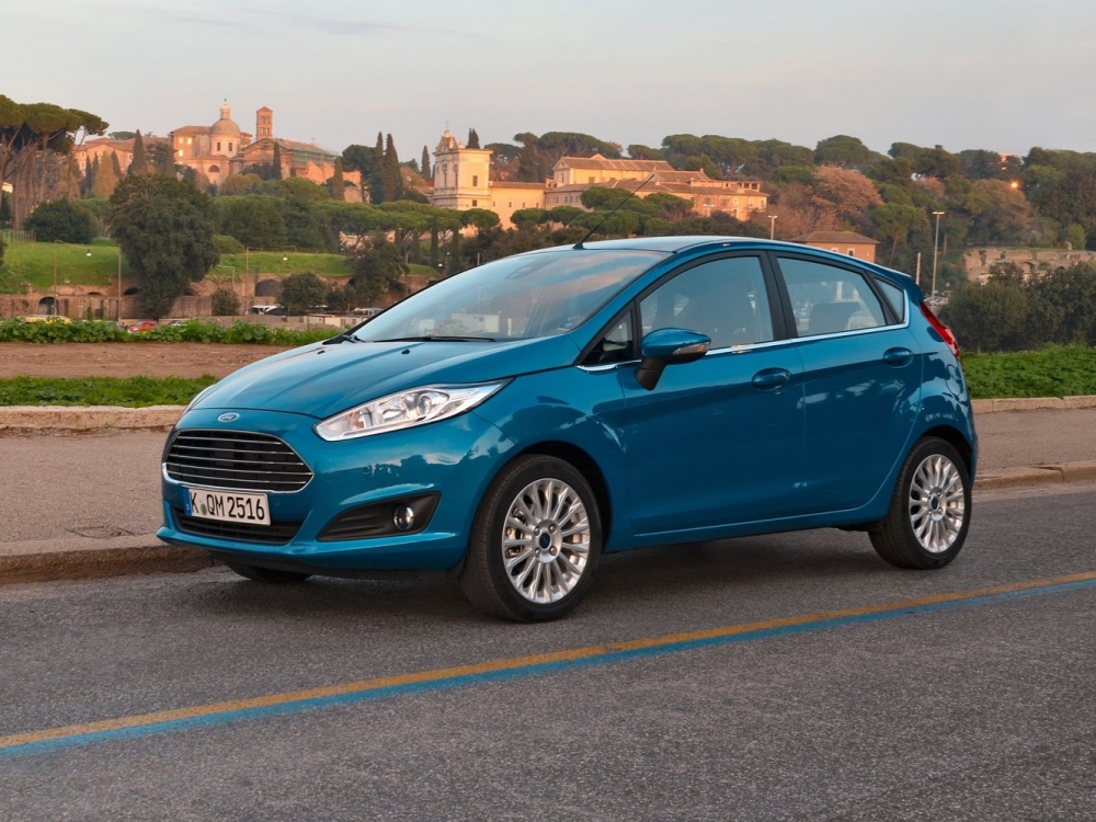 Какая модель Ford самая продаваемая в Украине в 2016 году?