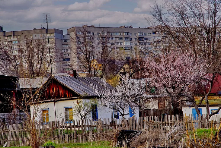 Выберите правильный ряд, в городе есть