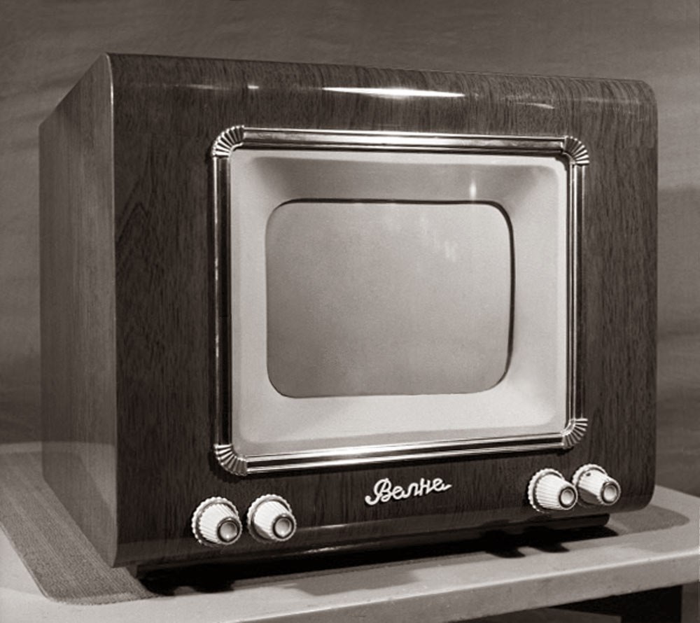 В каком году в СССР началось производство первых телевизоров?