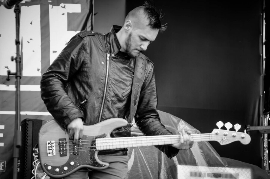 Как называется песня?