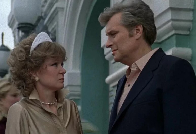 С какой сцены начинается фильм?