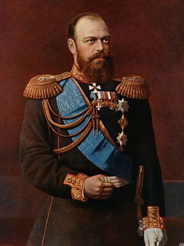 К последствиям консервативного курса в сфере образования при Александре III относят: