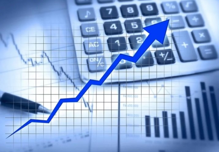 Непроизводительные расходы в 2000 г. составляли столько процентов от всех бюджетных ассигнований: