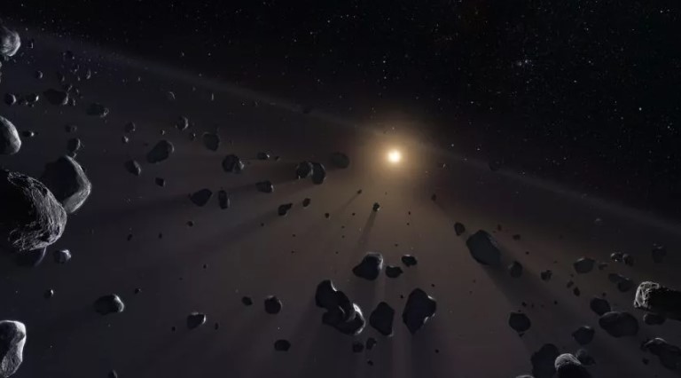 По мнению ученых, астероидный пояс Солнечной системы является обломками планеты