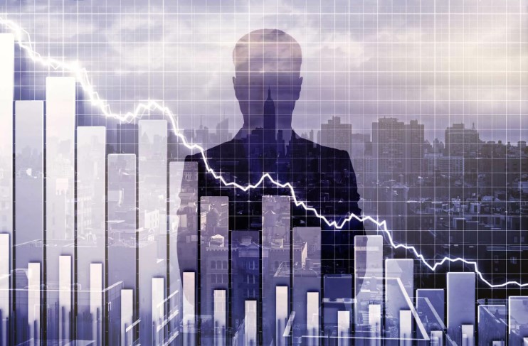 Какие изменения в составе рабочей силы являются характерной чертой постиндустриального общества?