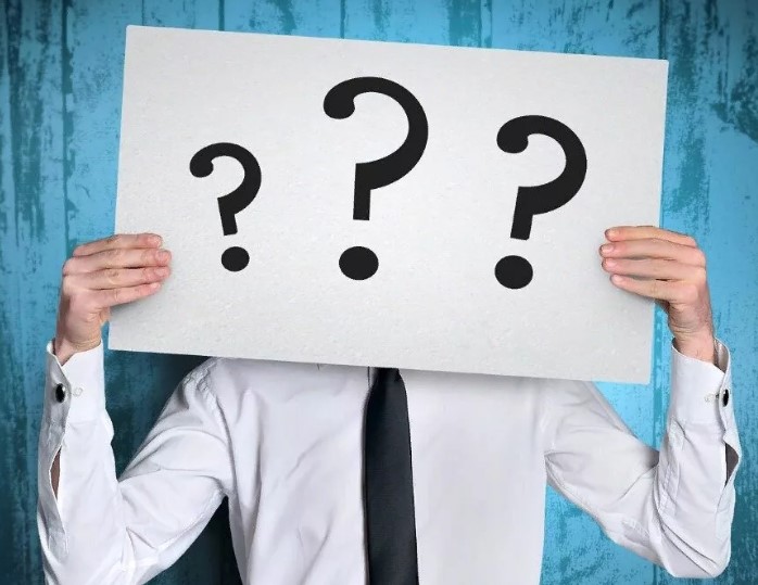 Кто из правителей России первым официально объявил себя императором?