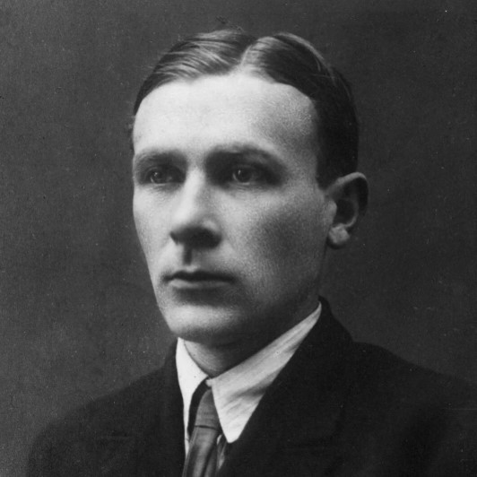 Чего больше всего ненавидит душевнобольной в рассказе Булгакова «Красная корона»?