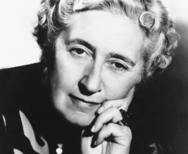  Как называется произведение, с фигурирующим в нем одноименным названием таверны?