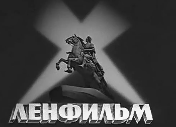 Кто сыграл роль Ёлочки, бабушки Лены, в фильме «Осторожно, бабушка!»?