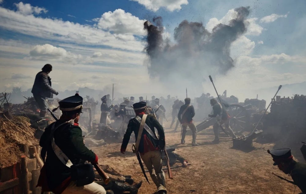 В каком году Толстой завершил работу над романом «Война и мир»?