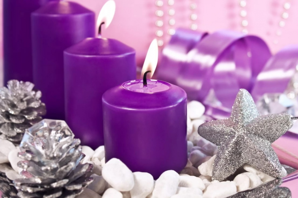 Это детскую песню можно назвать самой популярной из новогодних. В ней звучат эти строки: Порою волк, сердитый волк Рысцою пробегал.