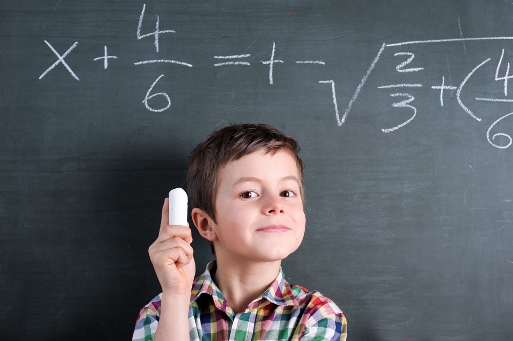 Если 28 = 10y - 3y,то чему равен y?