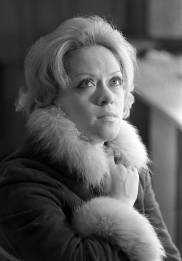 Кого сыграла Алиса Бруновна в фильме-сказке «Принцесса на горошине», снятом Киностудией имени М. Горького в 1976 году?